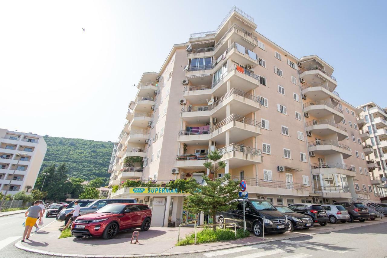 Apartment Dejan Budva Bagian luar foto